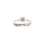 Anillo compromiso oro blanco 18k con cuatro brillantes