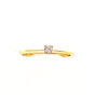 Anillo solitario de oro amarillo 18k con una zirconita